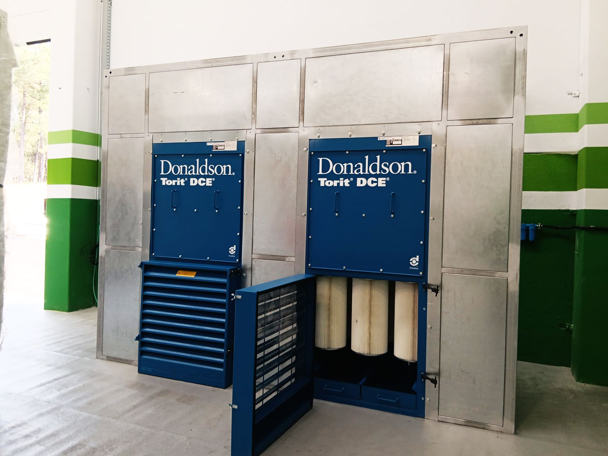 Cabina de captación de polvo de corte-pulido poliéster
